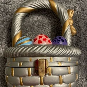 Timmy Woods Easter egg basket purse handbag